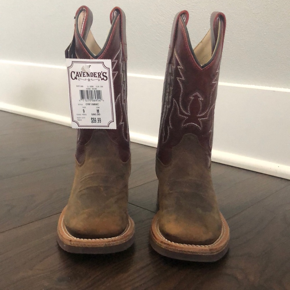 Toddler Boots size 9 *new with tags
